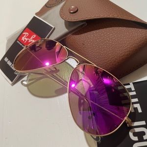RAY BAN AVIATORS